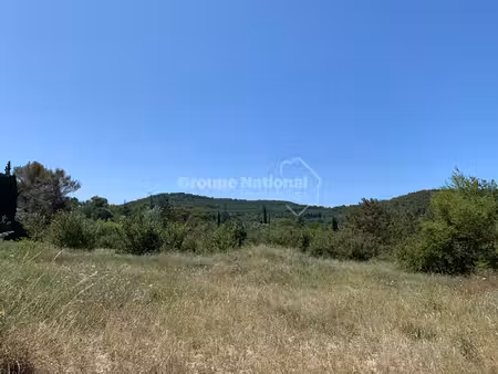 magnifique terrain d'environ 3000 m² dont 1716 m² à bâtir  hors lotissement et libre const