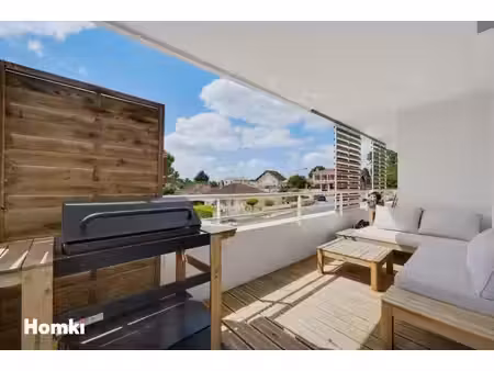 lumineux t3 avec terrasse de 19 m² au calme