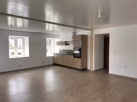 location appartement 3 pièces 77 m² à trévillers (25470)