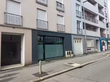 local commercial brest 38m2 hyper centre brest