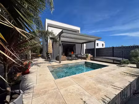 maison contemporaine 4 pièces avec piscine – candillargues