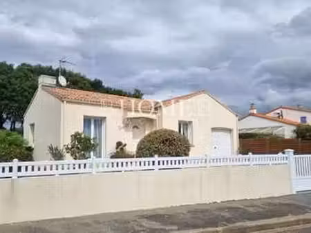 vente maison aux moutiers-en-retz (44760) : à vendre / 115m² les moutiers-en-retz