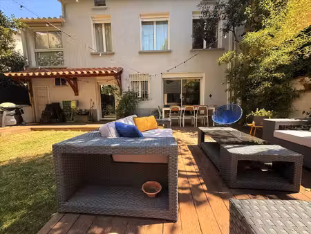 maison de ville 202m² habitables + garage 22m² et jardin 80m²