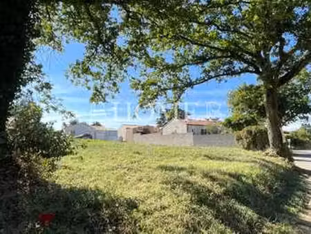 vente terrain aux moutiers-en-retz (44760) : à vendre / 479m² les moutiers-en-retz