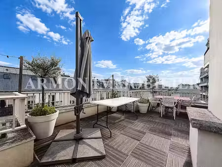 location meublée appartement 1 pièce 30 m² à paris 11ème (75011)  1 800 €