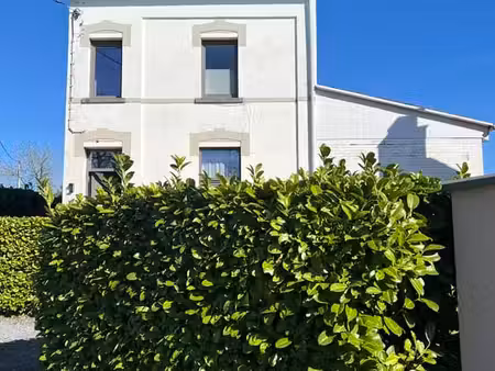 maison de caractère  4 façades avec jardin plein sud à ittre