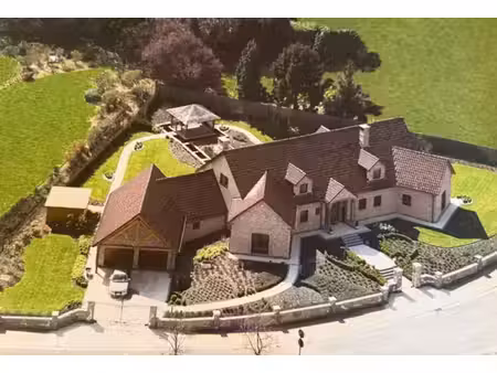 superbe villa de caractere  4 chambres  double garage terras