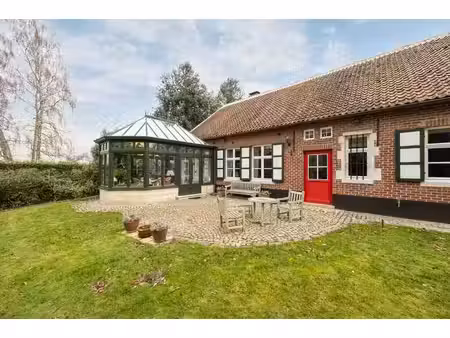 villa de style campagnard sur une parcelle exceptionnelle