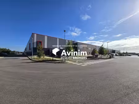location entrepôt le thillay 95500 2617m²