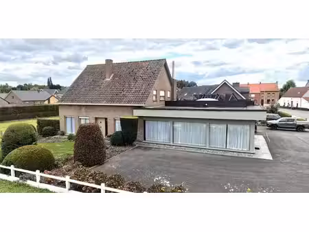 villa à vendre à zingem pour € 450.000 avec 5 chambres à coucher