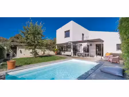 maison avec piscine et jardin eoures - marseille 11ᵉ (13)