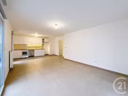 appartement t3 à louer - 3 pièces - 73 06 m2 - bezannes - 51 - champagne-ardenne