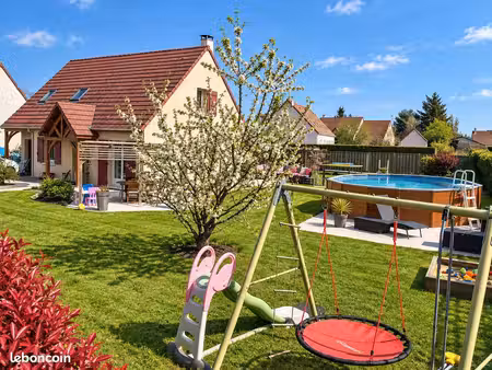 maison meublée 6 pièces – 4 chambres – terrain 920 m² – abondant