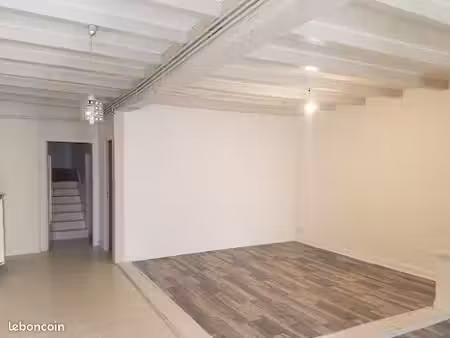 maison de ville 78 m² - centre ville la rochefoucauld