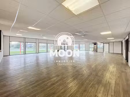 location local commercial 10 pièces