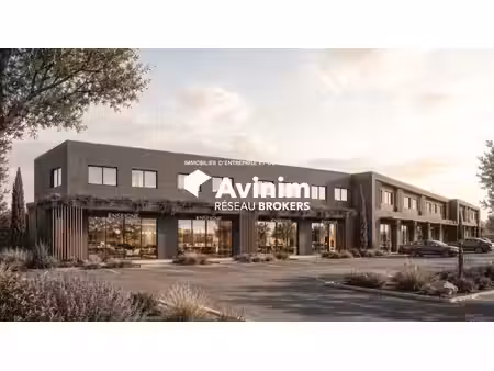 location local commercial