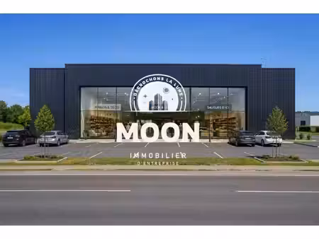 location local commercial