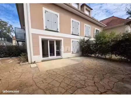 appartement 5 pièces 100 m²