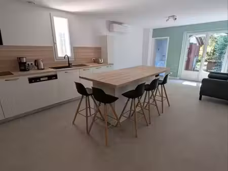 t3 avec jardin de 400m2 au centre du village