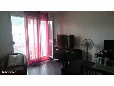 appartement de 3 pièces  55m2 avec balcon à meylan