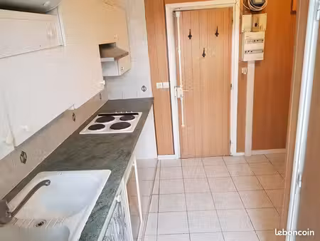 studio meublé 12m²