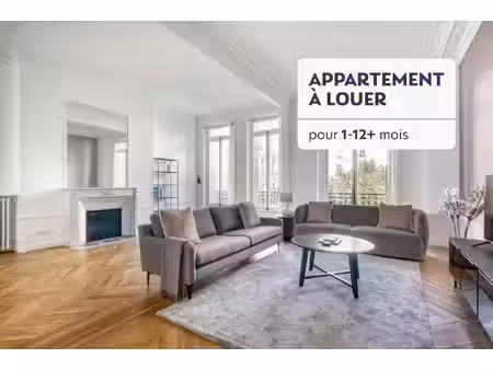 très bel appartement 4 chambres  champs-elysées
