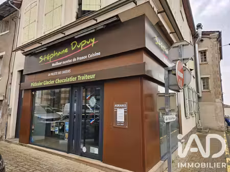 vente local commercial 152 m²
