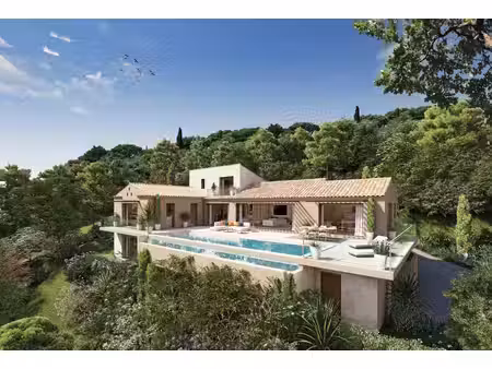 terrain 1430m2 avec apercu mer et permis de construire purgé - les issambres