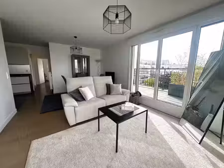 location appartement 3 pièces 72 m² à châtillon (92320)