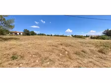 vente terrain 729 m² à reillanne (04110)  93 000 €