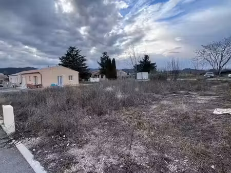 vente terrain 442 m² à la brillanne (04700)  105 000 €