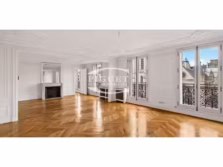 appartement contemporain triangle d’or - paris 8ᵉ (75)