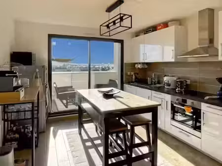 location appartement 3 pièces 65 m² à saint-pierre-des-corps (37700)  905 €