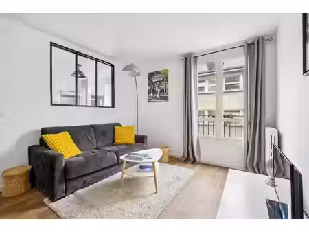 location meublée appartement 1 pièce 24 m² à paris 4ème (75004)  1 690 €