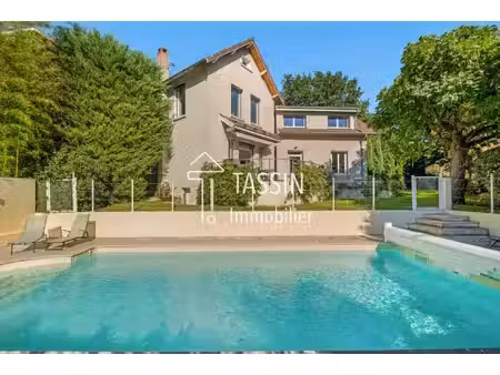 francheville - maison ancienne avec piscine et vue dégagée
