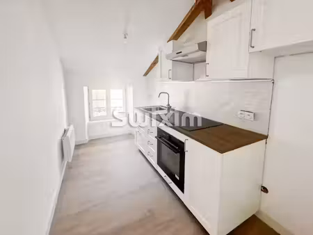 à louer – appartement 3 pièces de 50 m² à orange