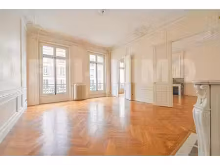 appartement 6 pièce(s) 258 m2