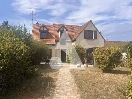 maison auvers saint georges 7 pièce(s) 142 m2