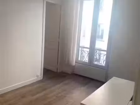 location appartement 2 pièces 29 m² à paris 11ème (75011)  1 090 €