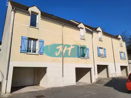 appartement f2 + terrasse et garage à fontenay-en-parisis