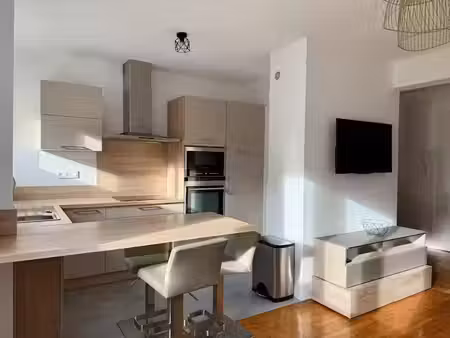 location meublée appartement 2 pièces 45 m² à boulogne-billancourt (92100)  1 550 €
