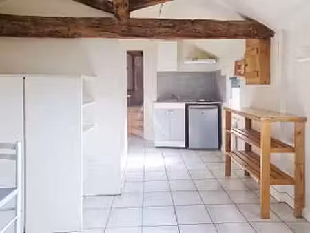 location appartement t1 à doué-en-anjou (49700) : à louer t1 / 21m² doué-en-anjou