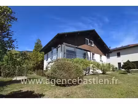location maison 6 pièces 170 m² à divonne-les-bains (01220)