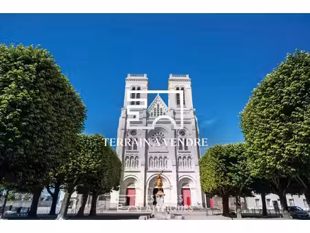 terrain exclusif et verdoyant au coeur de saint-donatien