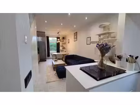 maison rénovée 2 ch. - rhode-saint-genèse - 80m²