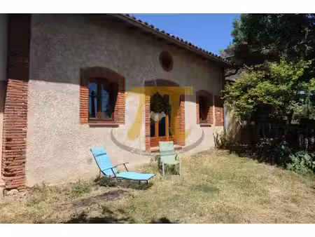 grande maison de plain pied avec annexe de 100 m2 au calme e