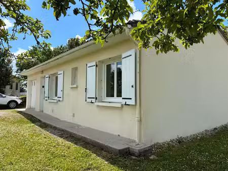 maison à vendre à civray