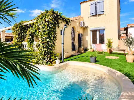 villa t5 avec piscine  garage/stationnement camping-car ? pouzols-minervois