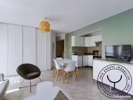 maison 5 pièces 92 m²