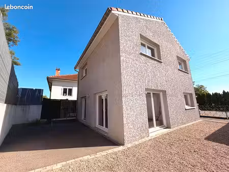 maison 5 pièces 106 m²